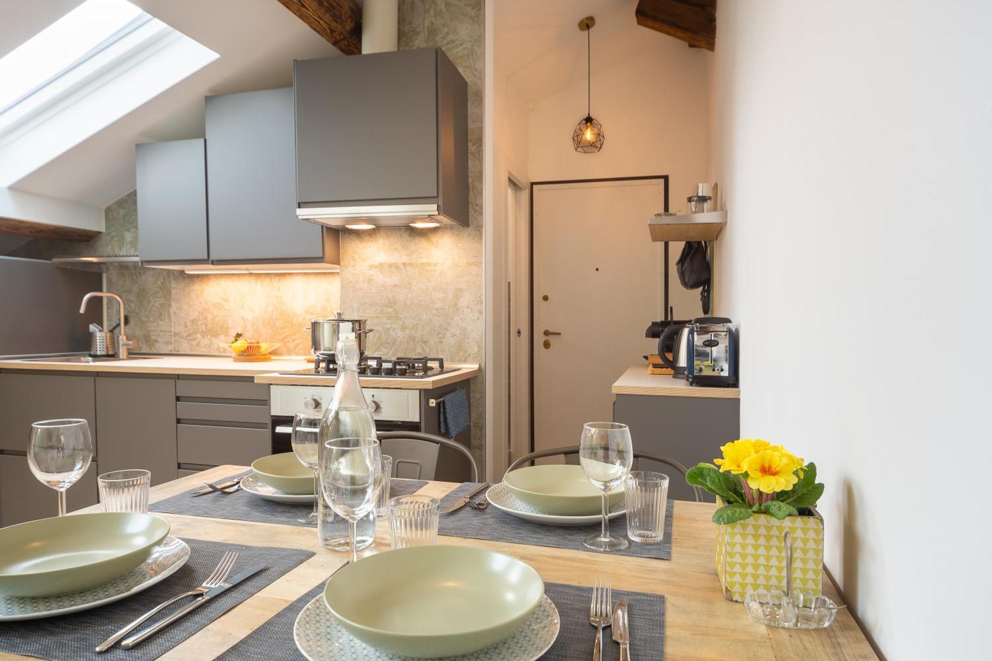 Station Comfort - Duomo 15 Min Apartment *